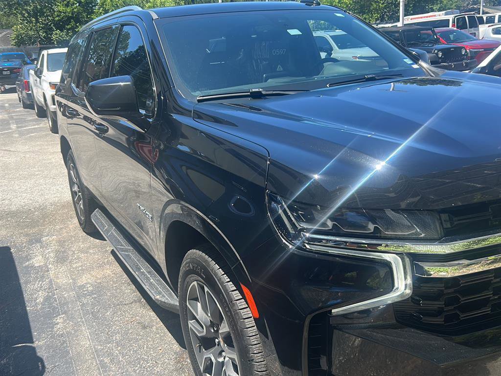 Used 2022 Chevrolet Tahoe LS RWD image 1