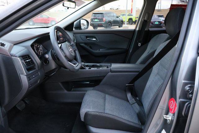 Certified 2023 Nissan Rogue SV image 18