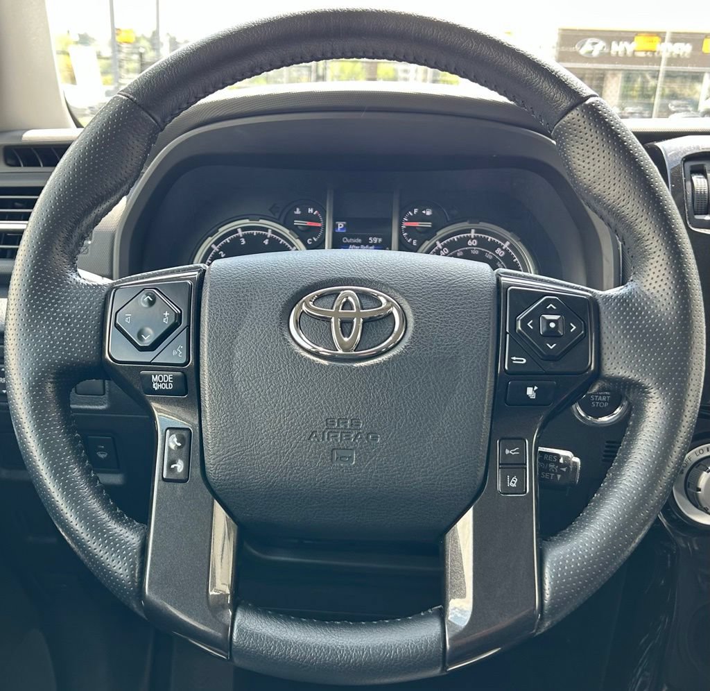 Certified 2024 Toyota 4Runner TRD Off-Road Premium AWD/4WD image 18