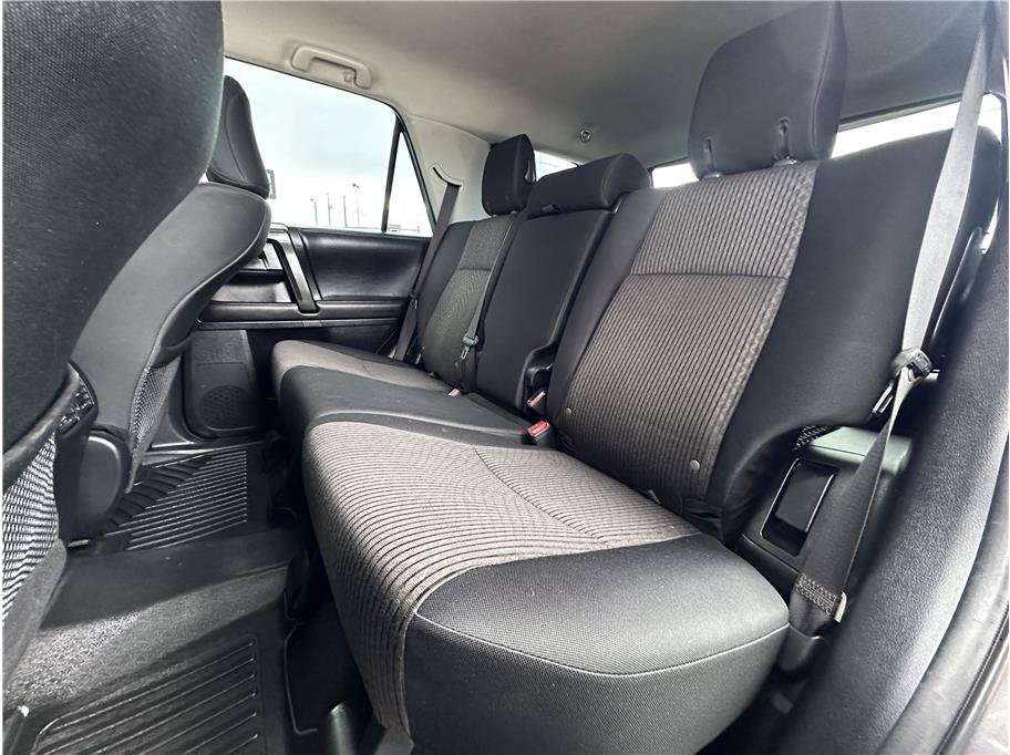 Used 2018 Toyota 4Runner TRD Off-Road AWD/4WD image 16