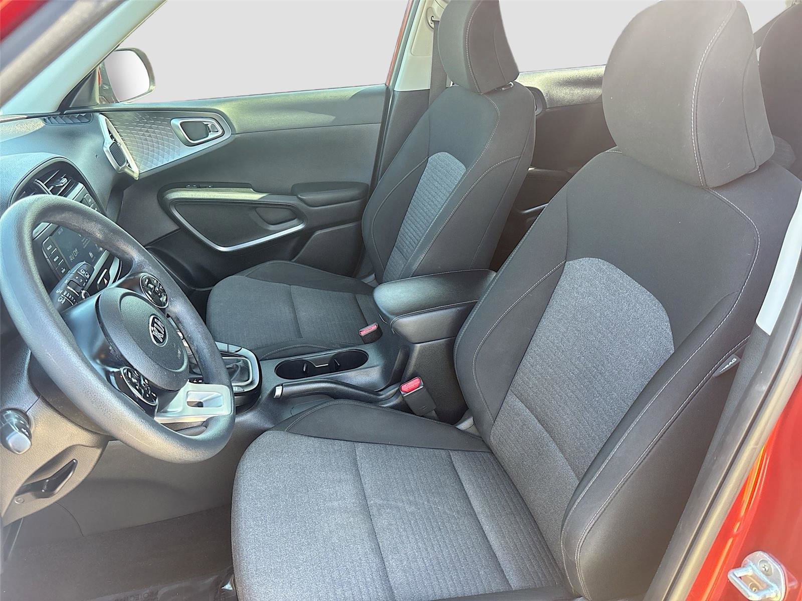 Used 2020 Kia Soul S FWD image 20