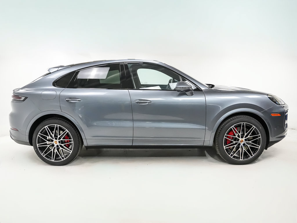 New 2026 Porsche Cayenne S AWD/4WD image 9