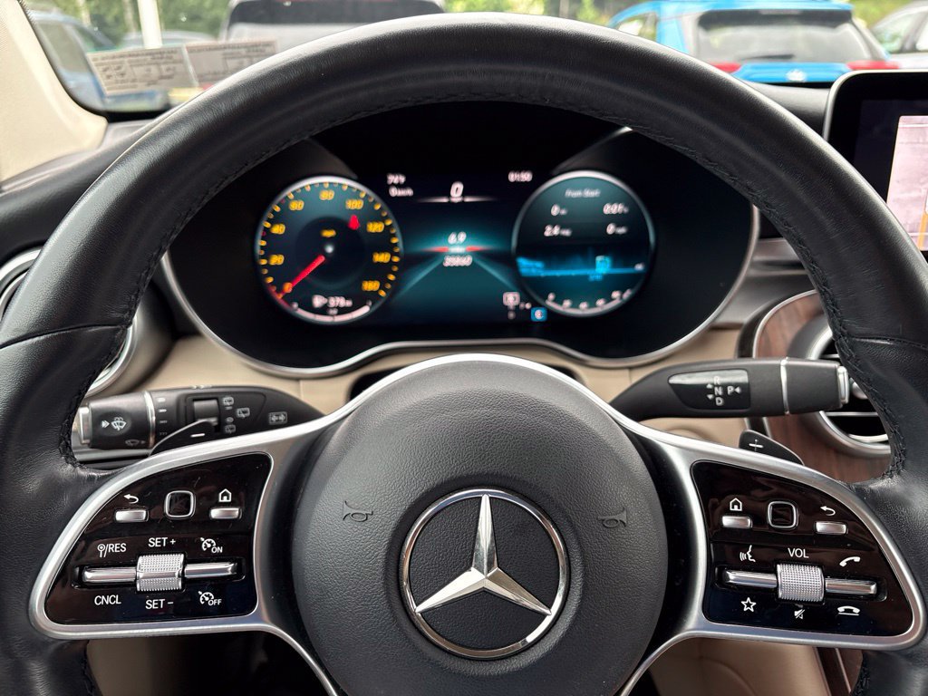 Used 2022 Mercedes-Benz GLC 300 4MATIC image 21