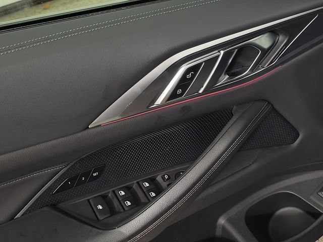Used 2025 BMW 430i Convertible w/ M Sport Package RWD image 18