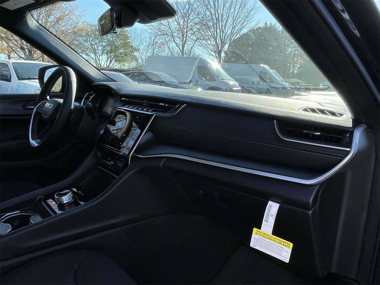 New 2025 Jeep Grand Cherokee Laredo X image 14