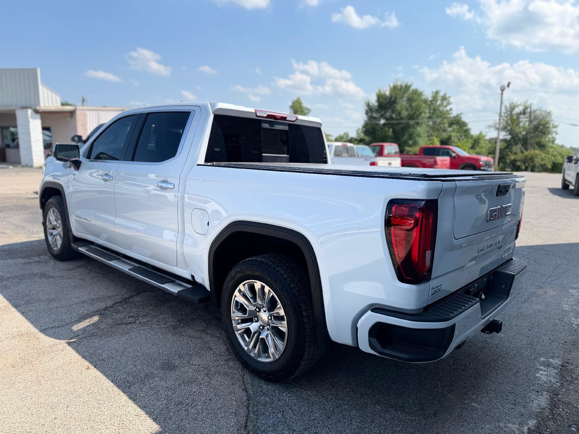 Used 2026 GMC Sierra 1500 Denali AWD/4WD image 5