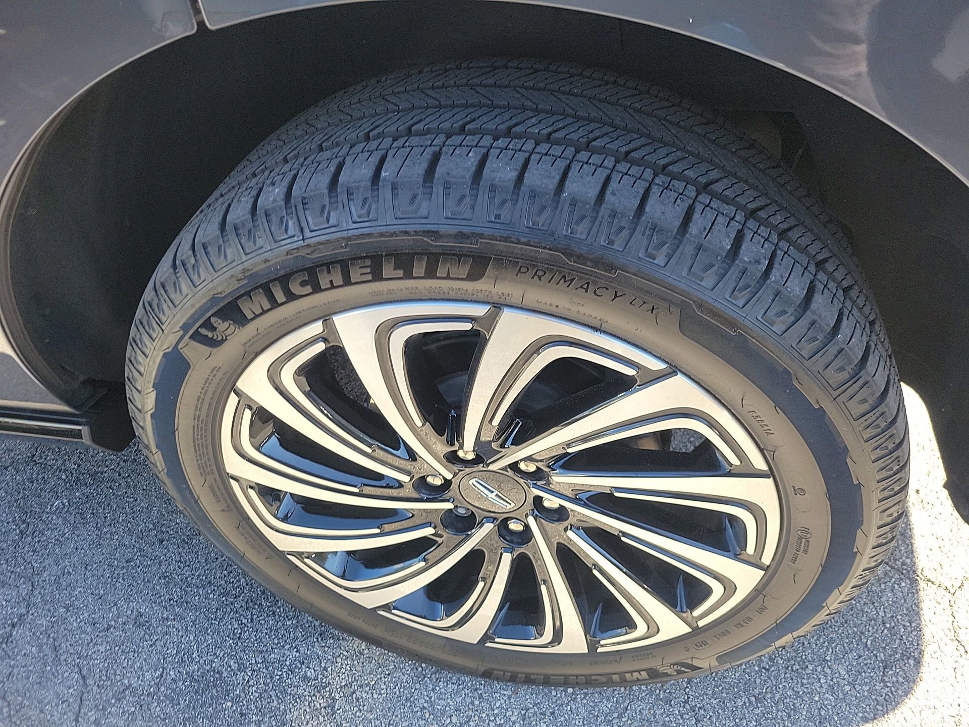 Used 2025 Lincoln Navigator Black Label image 21