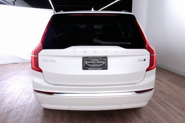 Used 2025 Volvo XC90 B6 Plus w/ Protection Package Premier image 5