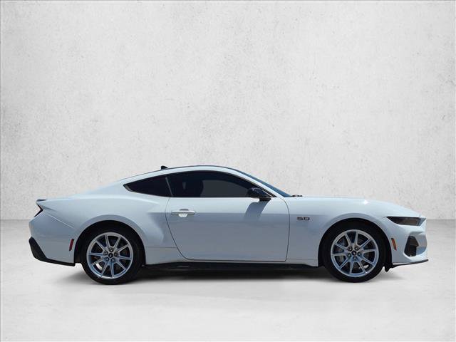 Used 2025 Ford Mustang GT Premium RWD image 4