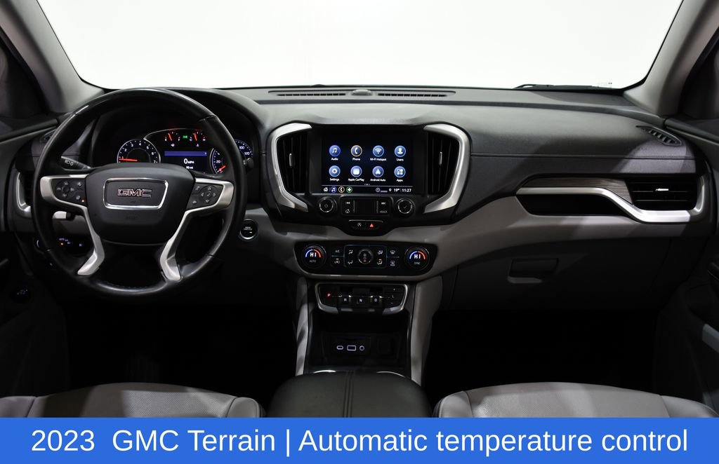 Used 2023 GMC Terrain SLT image 8