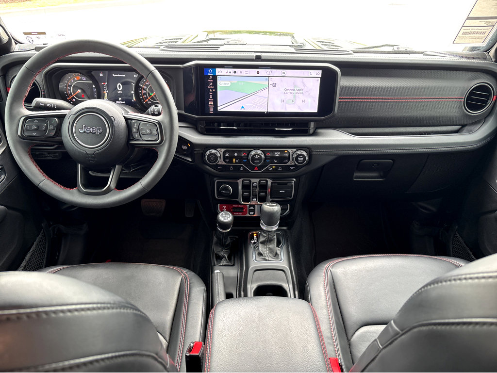 Used 2024 Jeep Wrangler Unlimited Rubicon image 4