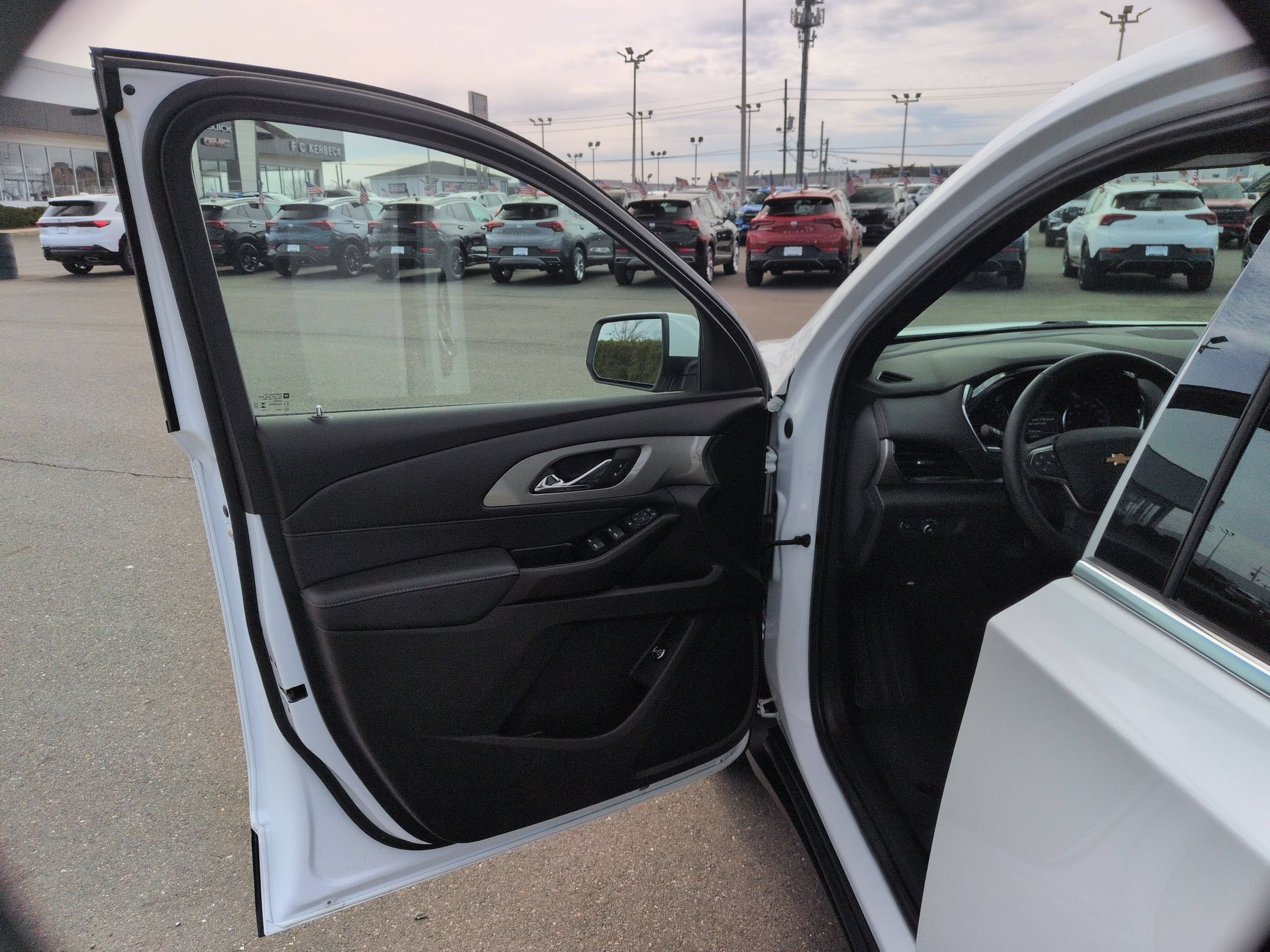 Certified 2023 Chevrolet Traverse LT AWD/4WD image 21