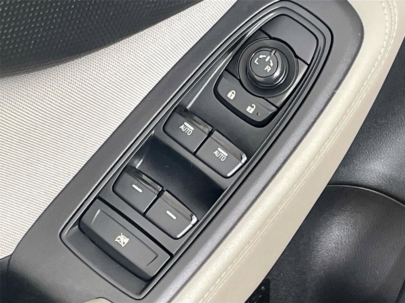 Used 2023 Subaru Forester Premium AWD/4WD image 21