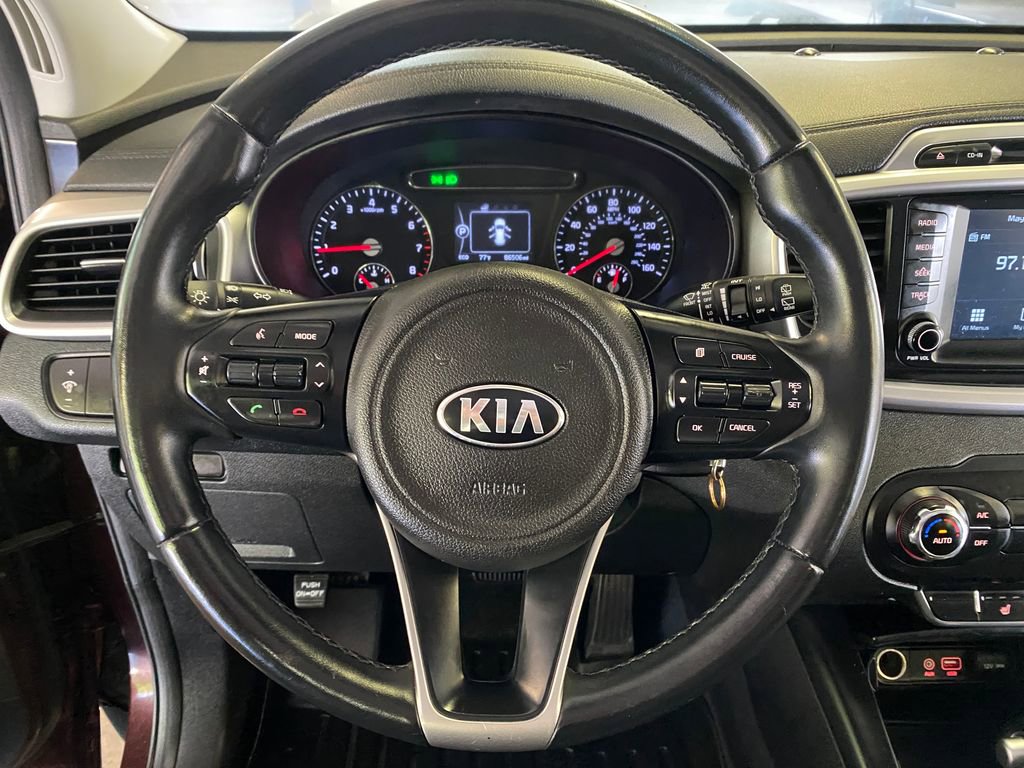 Used 2018 Kia Sorento FWD image 15
