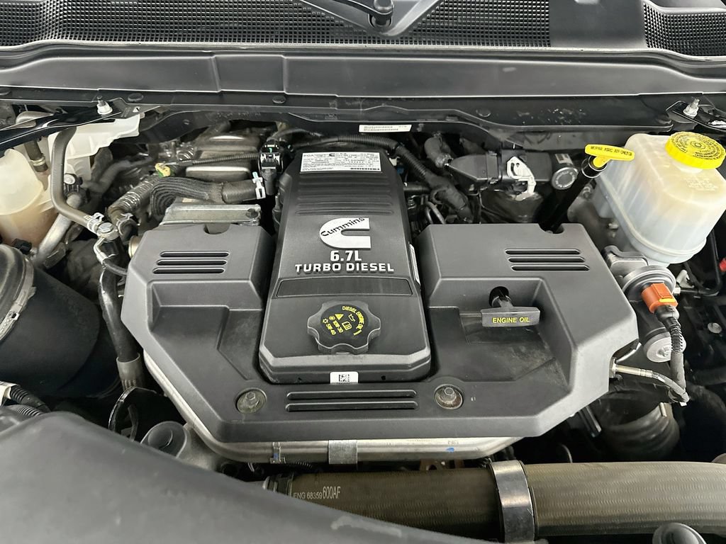 Used 2023 RAM 5500 Laramie AWD/4WD image 31