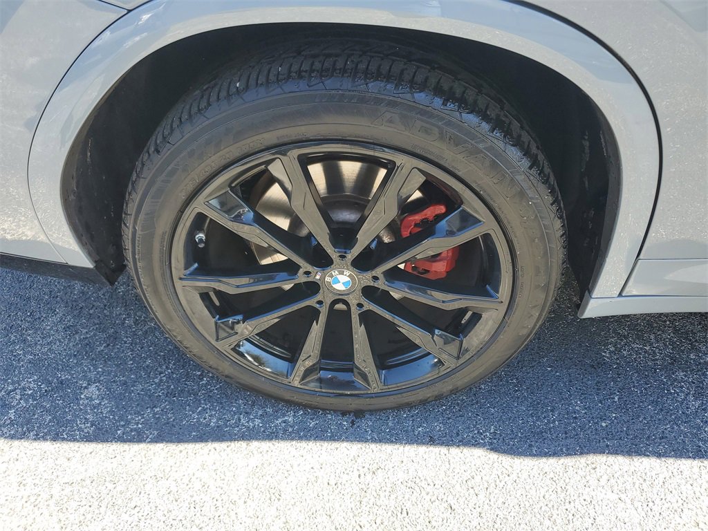 Used 2022 BMW X4 M40i w/ Parking Assistance Package image 7