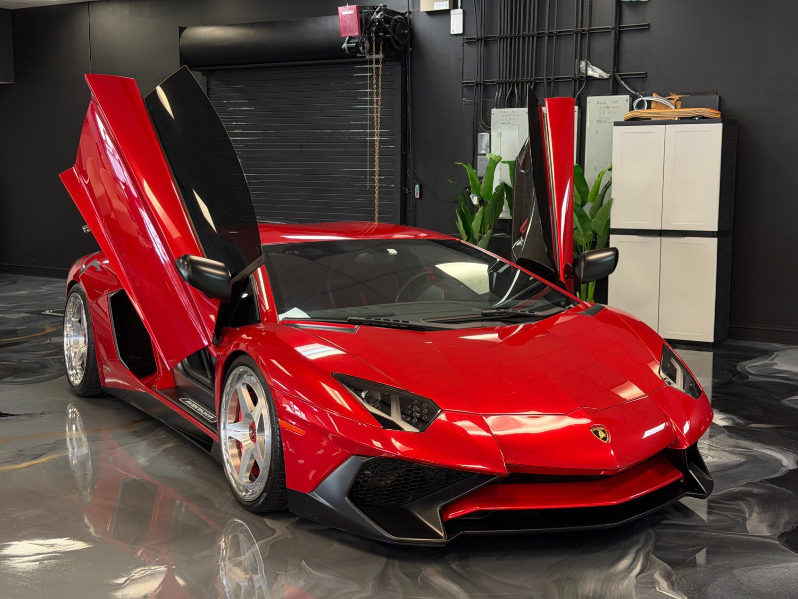 Used 2016 Lamborghini Aventador LP 750-4 Superveloce AWD/4WD video 2