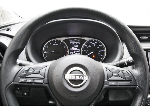 Certified 2025 Nissan Kicks Play S FWD image 13