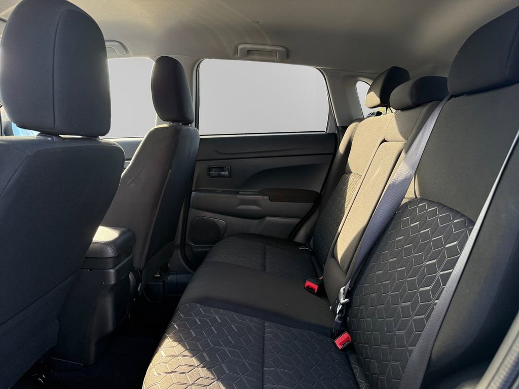 Used 2025 Mitsubishi Outlander Sport ES AWD/4WD image 13