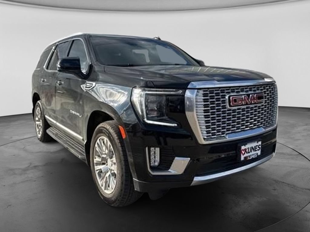 Used 2023 GMC Yukon Denali w/ LPO, Floor Liner Package AWD/4WD image 6