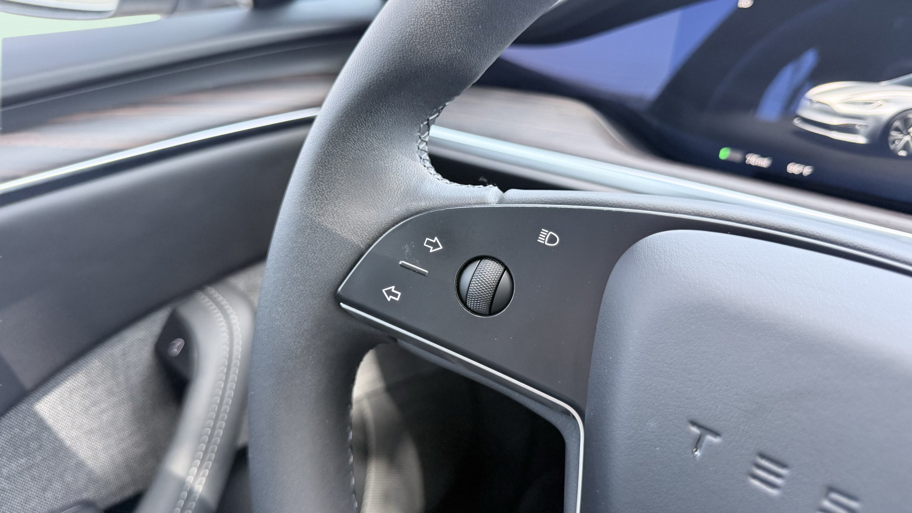 Used 2025 Tesla Model S AWD/4WD image 65