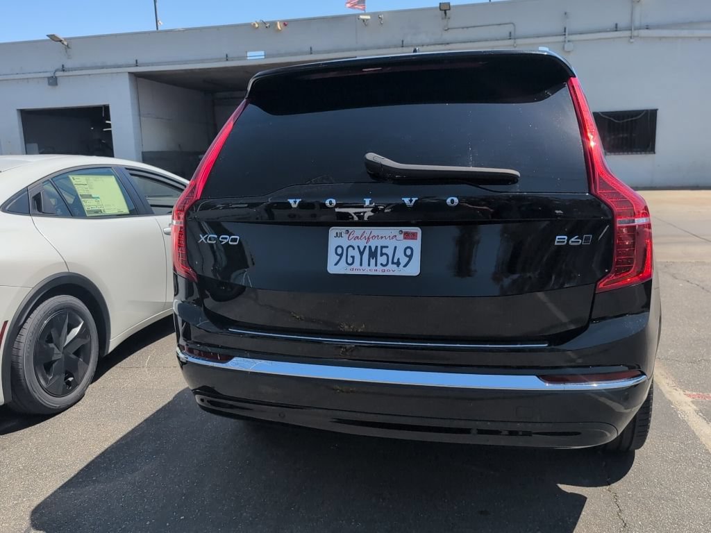 Used 2023 Volvo XC90 B6 Plus w/ Protection Package Premier AWD/4WD image 10