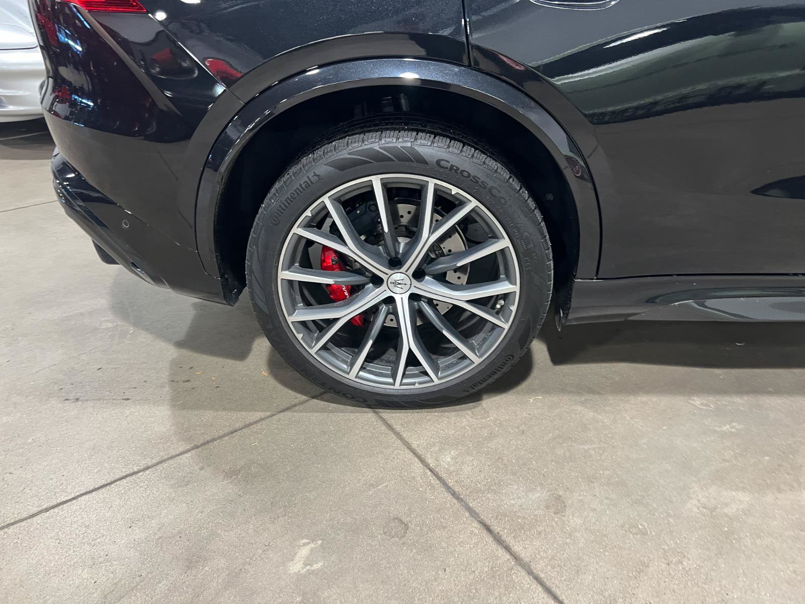 Used 2024 Maserati Grecale Trofeo AWD/4WD image 47