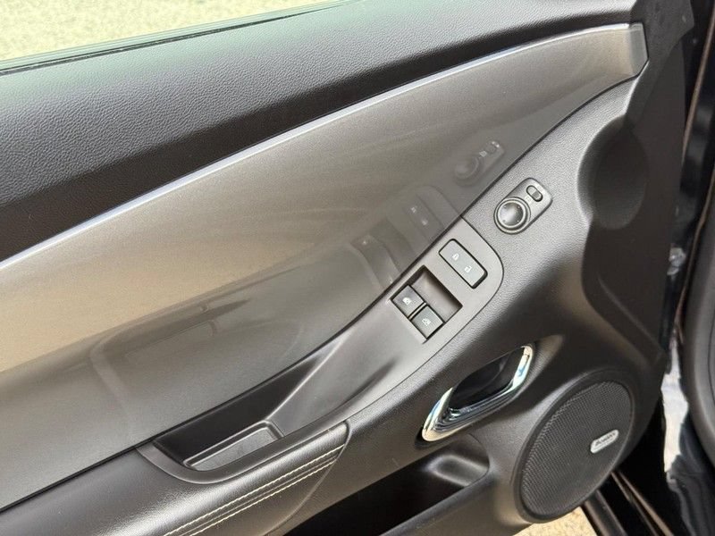 Used 2012 Chevrolet Camaro LT RWD image 18