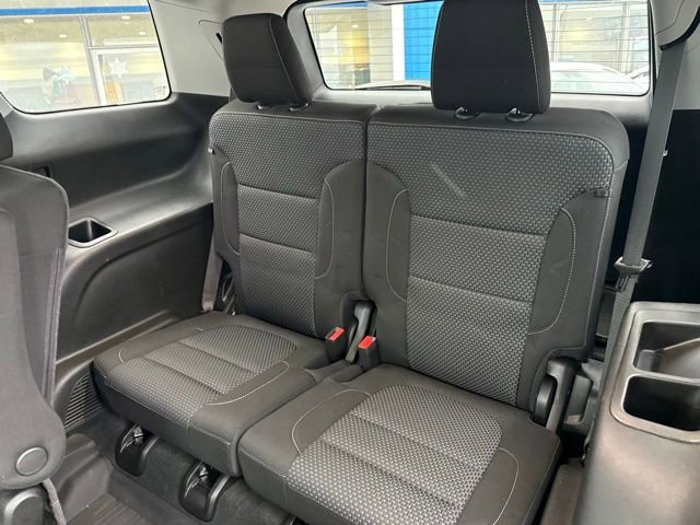 Used 2023 GMC Acadia SLE w/ Driver Convenience Package image 34