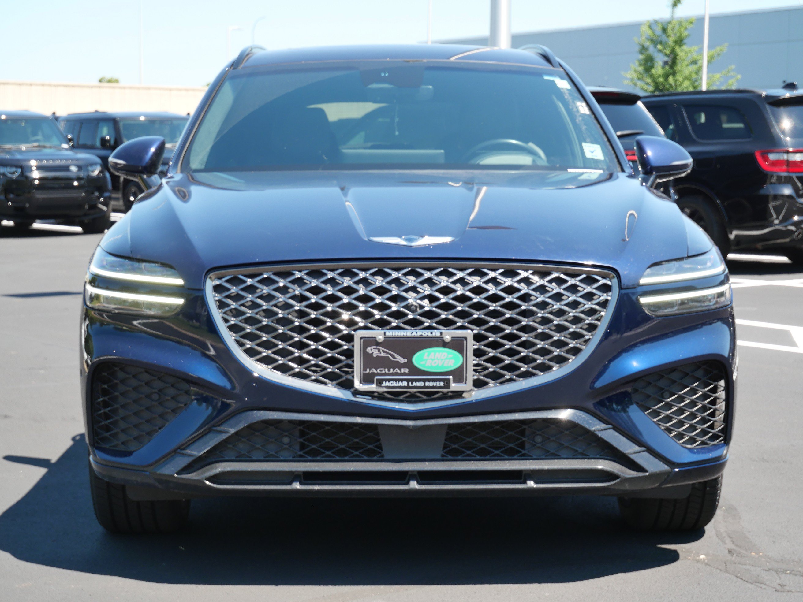Used 2022 Genesis GV70 3.5T Sport w/ Sport Prestige Package AWD/4WD image 9