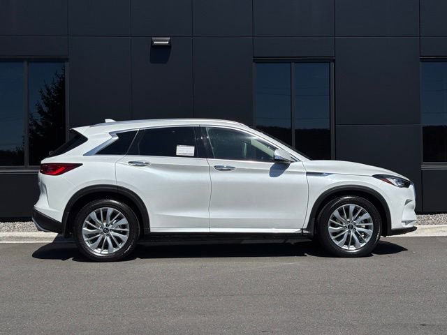 Used 2023 INFINITI QX50 Luxe image 8