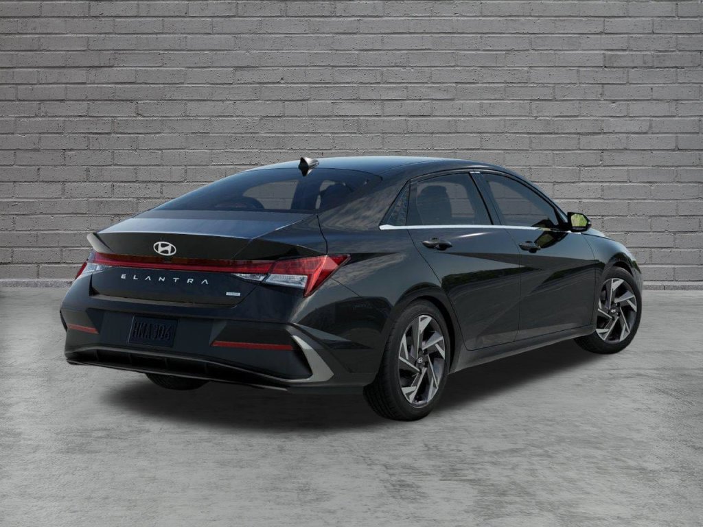 New 2026 Hyundai Elantra Limited FWD image 4
