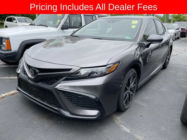 Used 2024 Toyota Camry SE