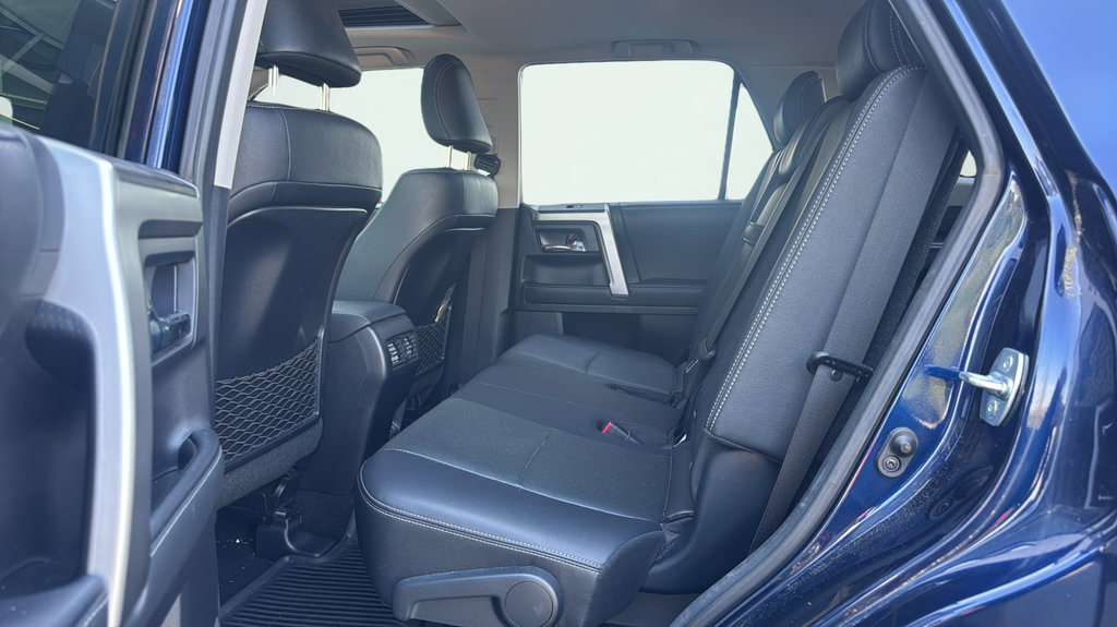 Used 2020 Toyota 4Runner Limited AWD/4WD image 12