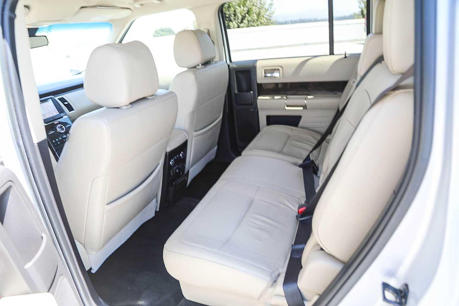Used 2019 Ford Flex Limited AWD/4WD image 18