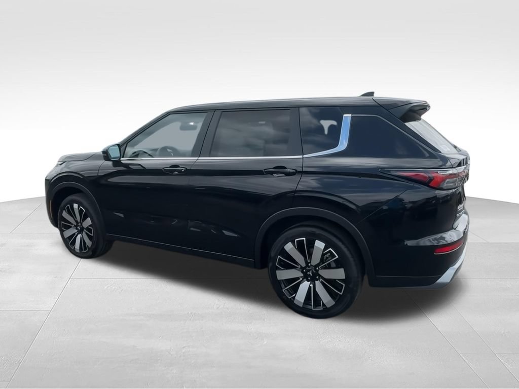 New 2026 Mitsubishi Outlander SE AWD/4WD image 6