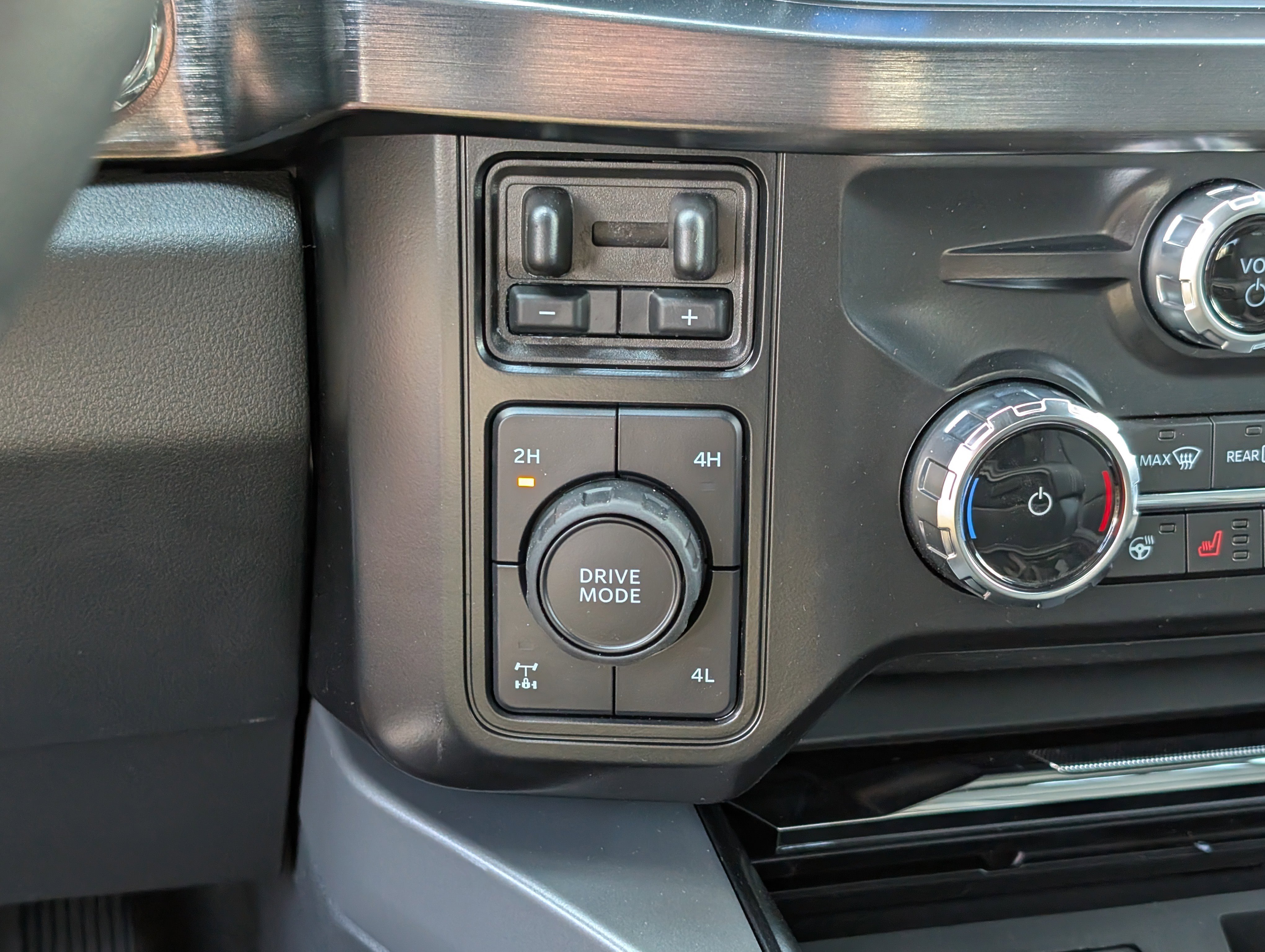 New 2026 Ford F250 Lariat w/ Lariat Ultimate Package image 26