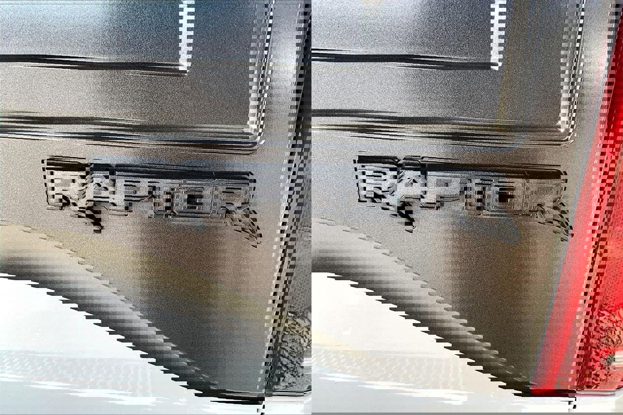 Used 2017 Ford F150 Raptor w/ Equipment Group 801A Mid image 7