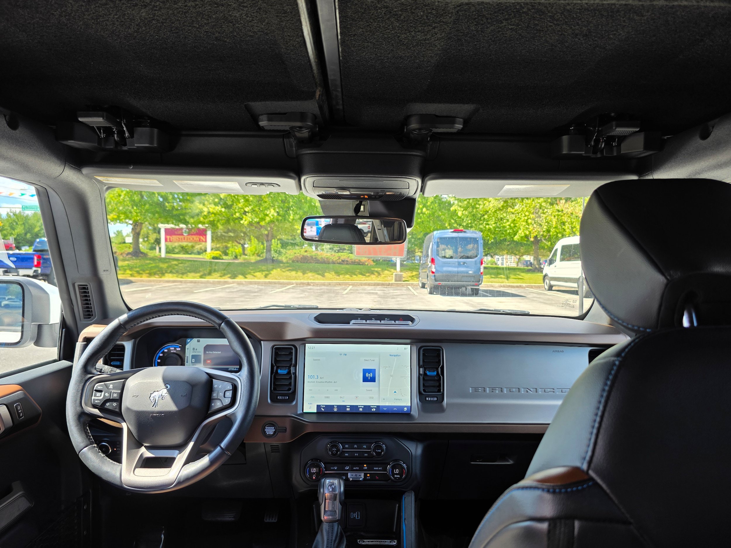 Certified 2023 Ford Bronco Outer Banks AWD/4WD image 12