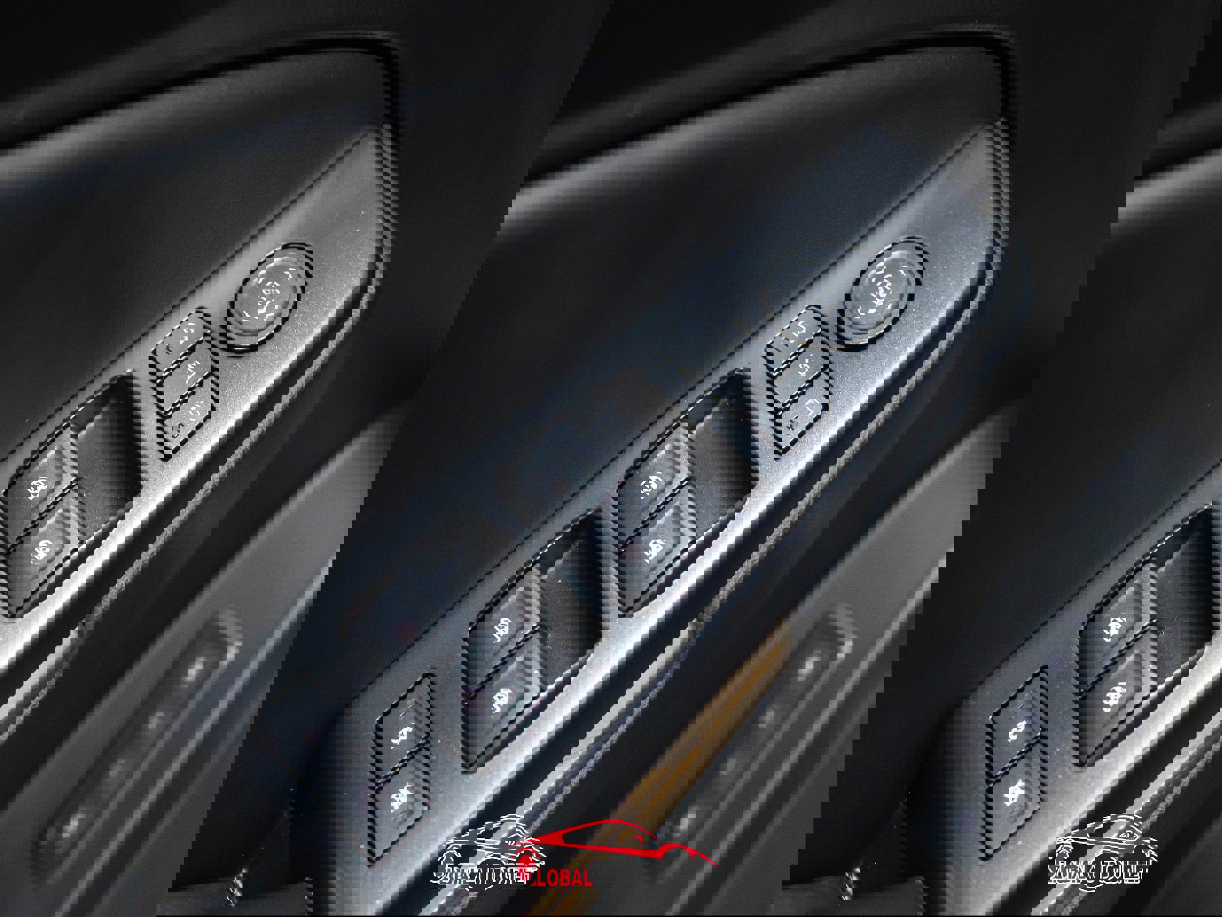 Used 2019 GMC Yukon XL Denali w/ Denali Ultimate Package image 40