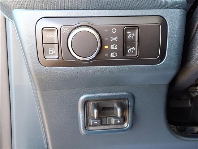 Used 2025 Ford Maverick XL w/ Equipment Group 101A image 16