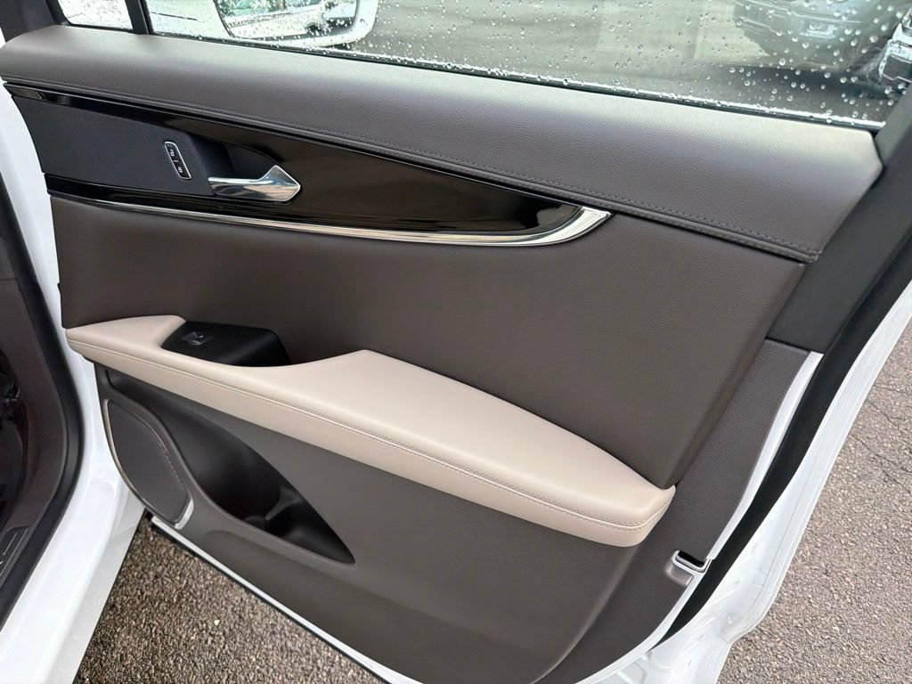 Certified 2023 Lincoln Nautilus AWD w/ Premium Package image 16
