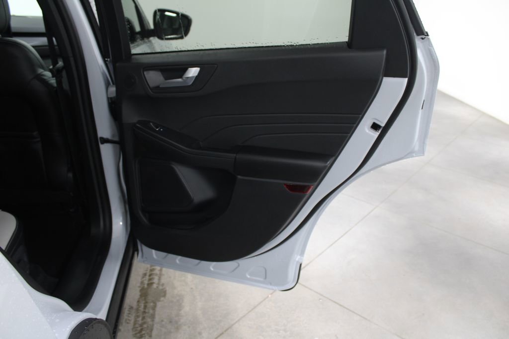 New 2026 Ford Escape Platinum w/ Premium Technology Package image 33