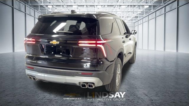 Used 2025 Chevrolet Traverse LT AWD/4WD image 9