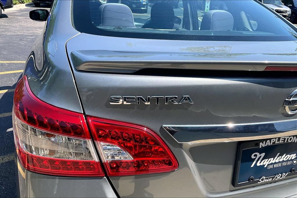 Used 2014 Nissan Sentra SR FWD image 35