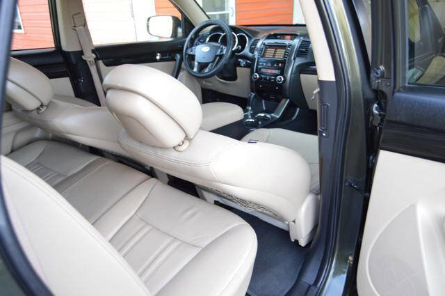 Used 2013 Kia Sorento EX w/ Premium Plus Pkg image 50