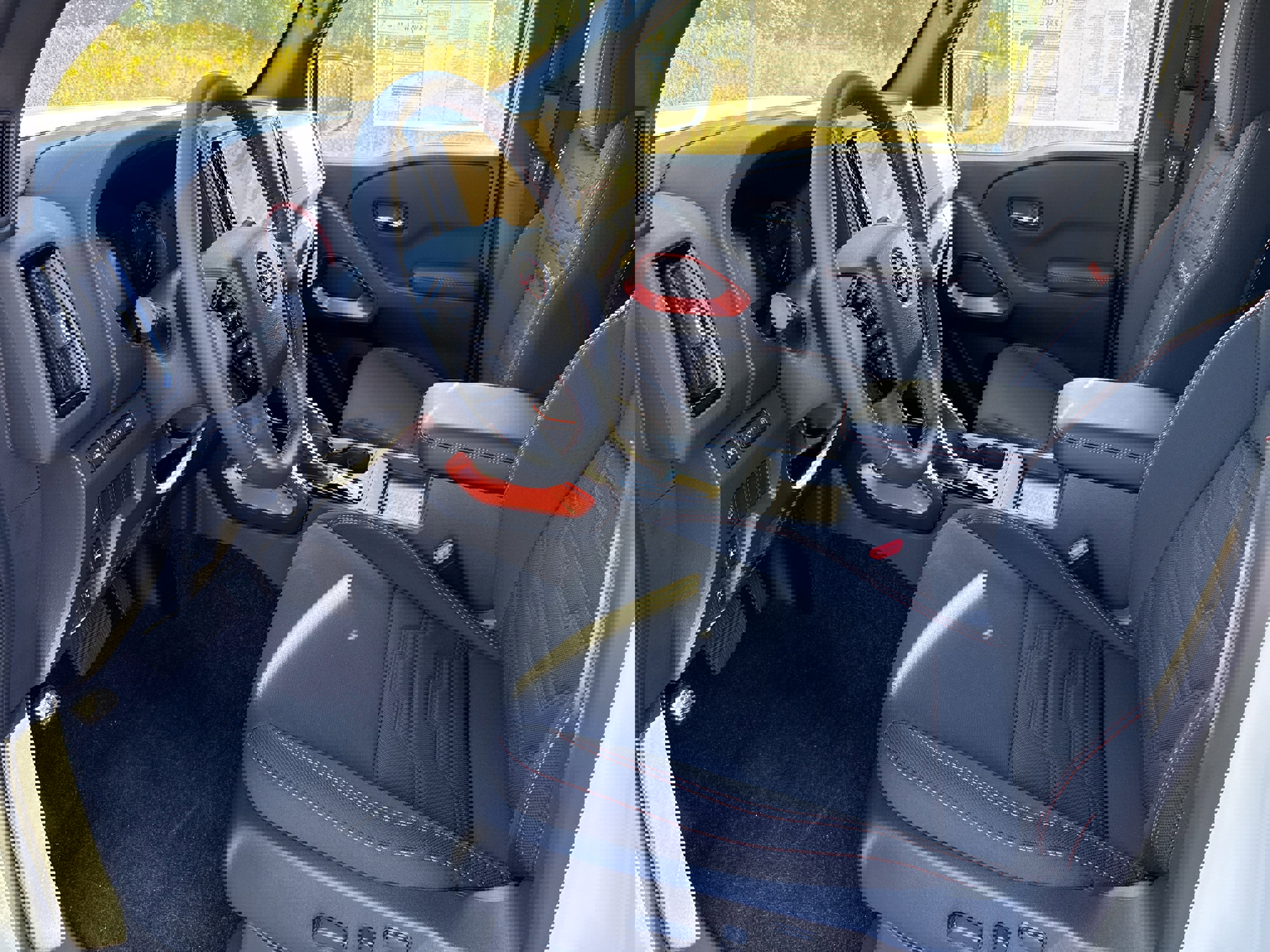 New 2025 Nissan Frontier PRO-4X image 4