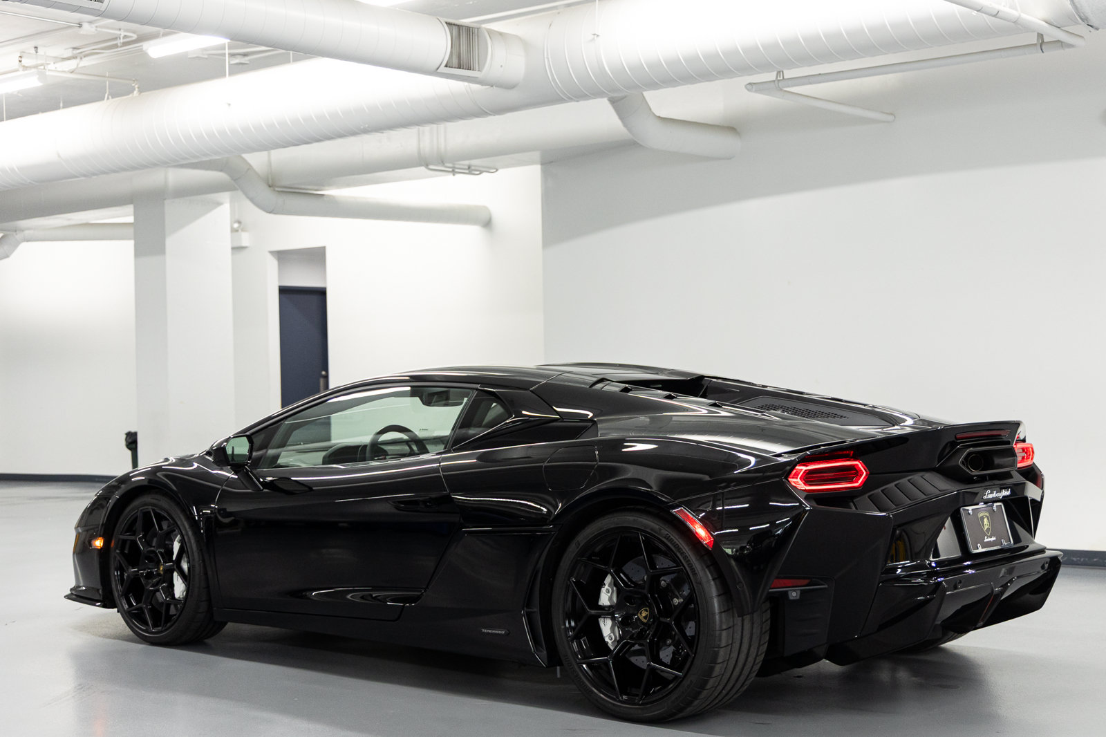 Used 2026 Lamborghini Temerario AWD/4WD image 4
