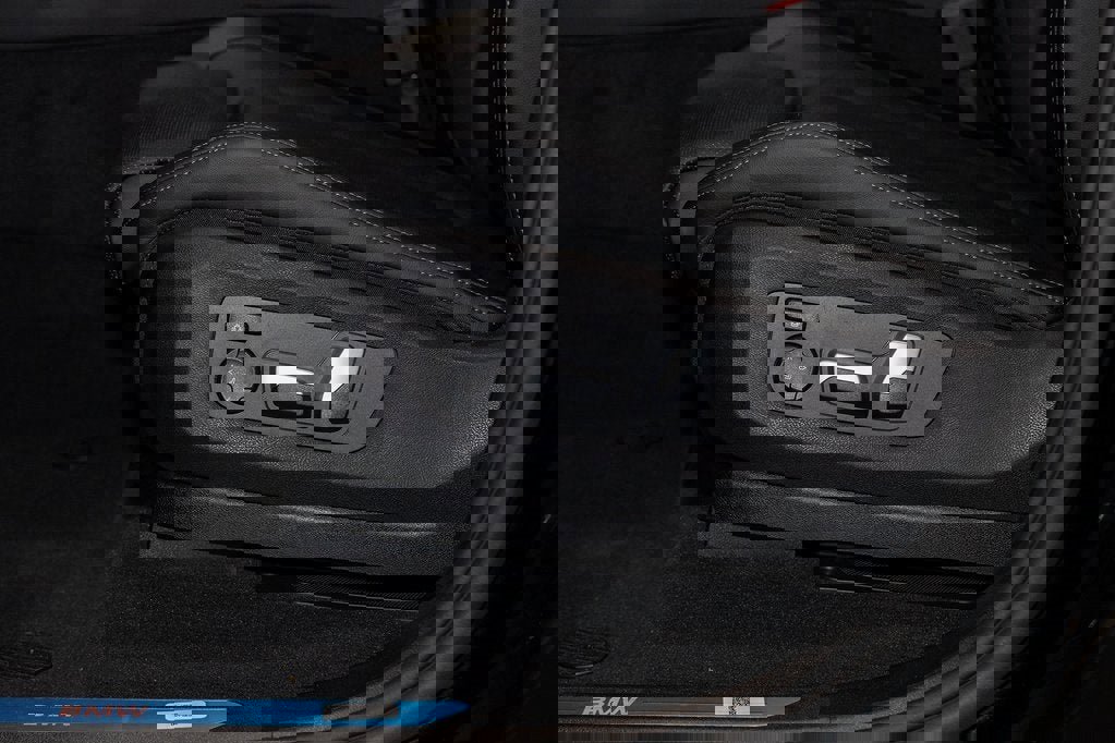 New 2026 BMW X5 xDrive40i w/ Premium Package image 16