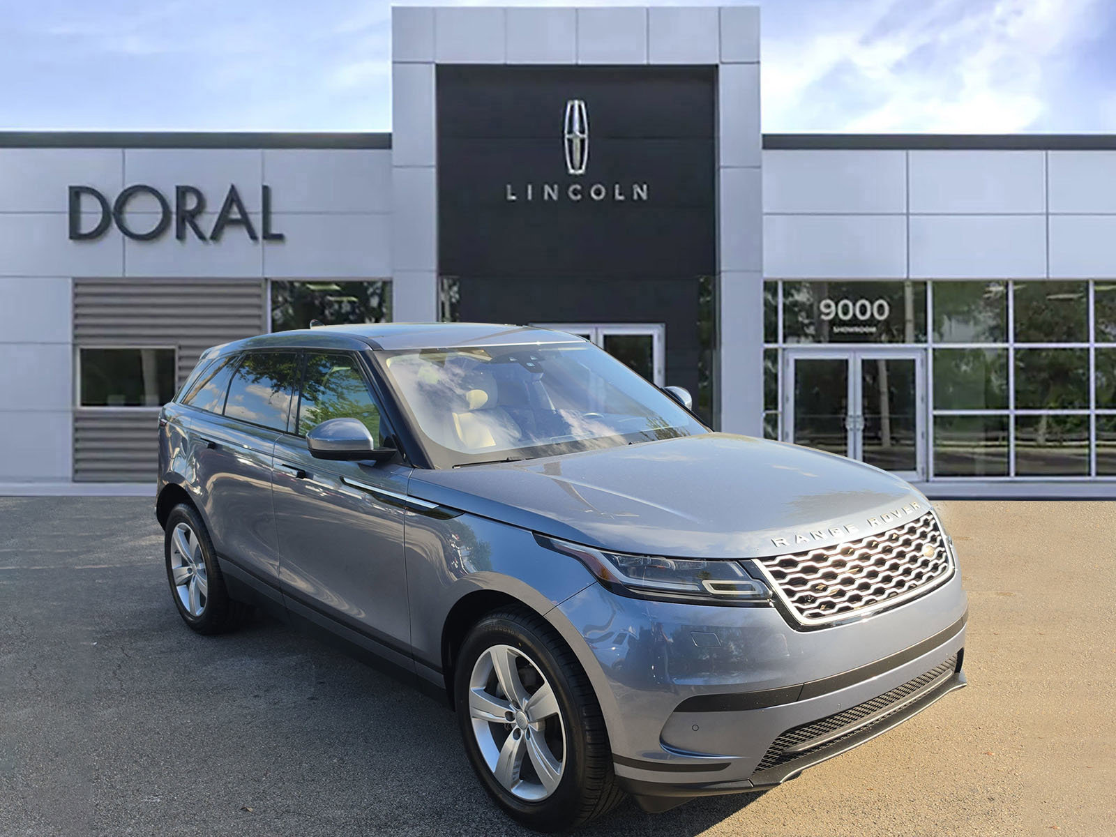 Used 2020 Land Rover Range Rover Velar S AWD/4WD image 1